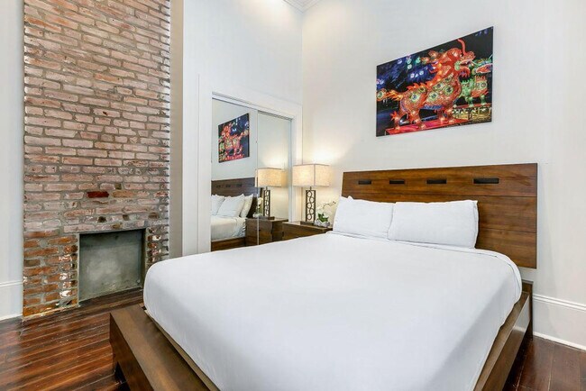 Building Photo - 1501 Robert C. Blakes Sr. Dr