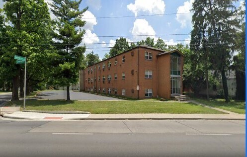 Primary Photo - 3788 Cleveland Ave