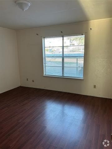 Building Photo - 6630 Eastridge Dr