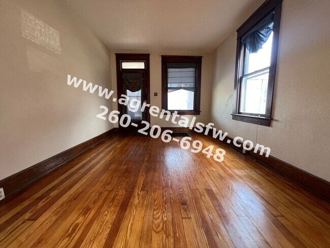 Building Photo - 407 High St
