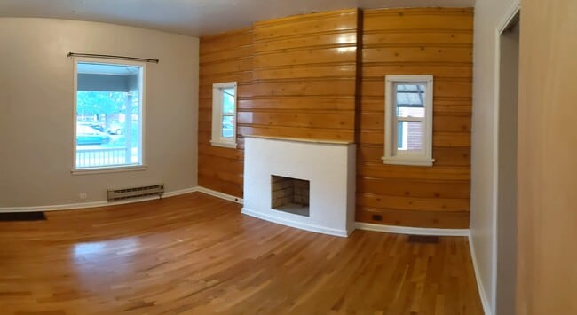 Bedroom - 245 South Grant St