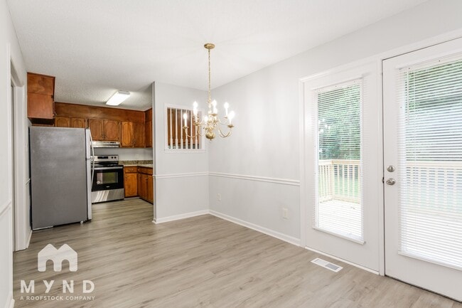 Foto del edificio - 5403 Dusty Trail Rd