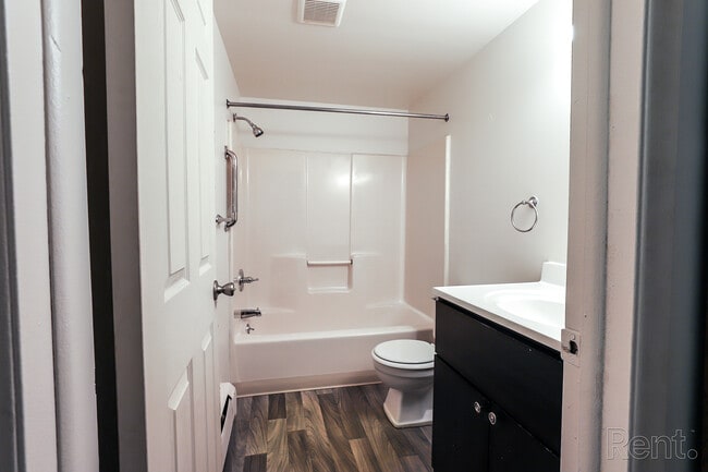 Foto del edificio - Green Pine Acres Apartments