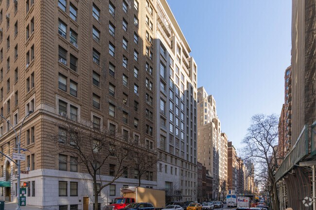 Foto del edificio - 107 E 79th St