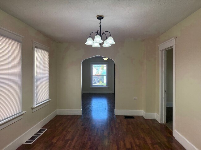 Foto del edificio - 1147 W 22nd St