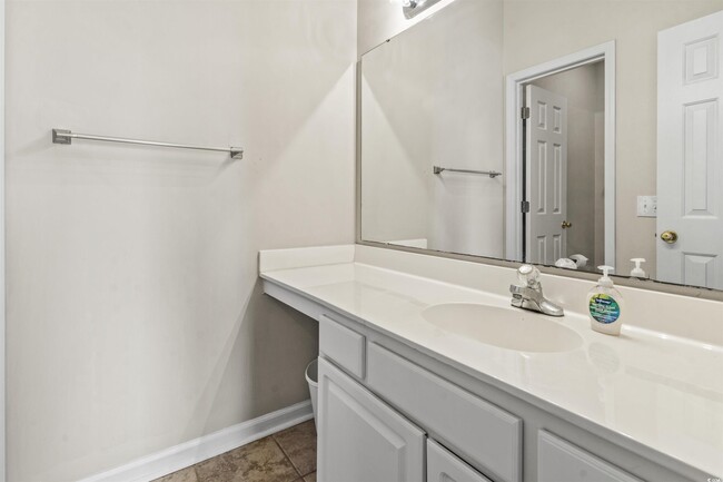 Foto del edificio - 620 River Oaks Dr