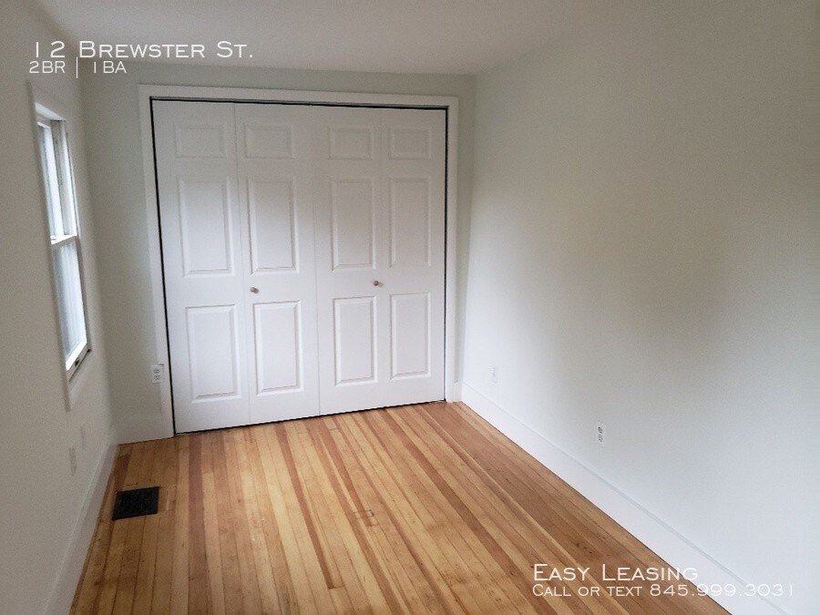 12 Brewster St, Milton, NY 12547 House Rental in Milton, NY