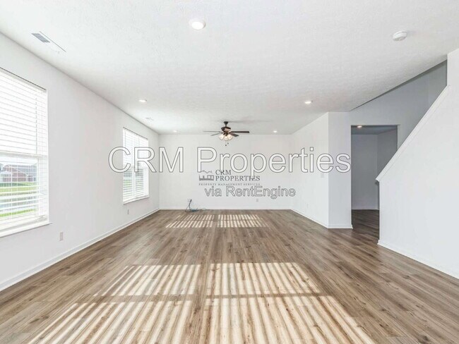 Foto del edificio - 3489 Briarwick Dr