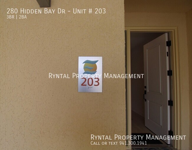 Foto del edificio - 280 Hidden Bay Dr