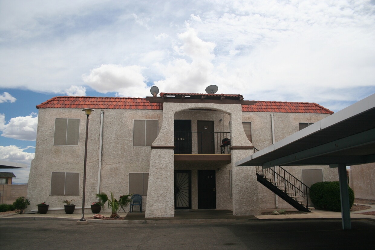 Primary Photo - Upper Unit