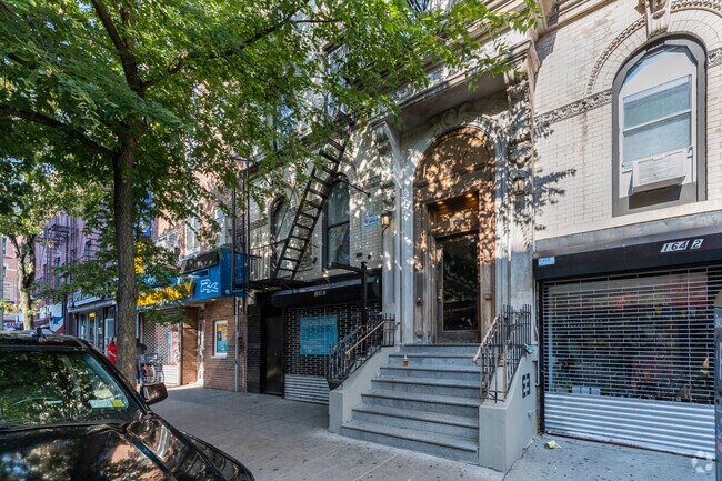 Entrance - 164 Havemeyer St