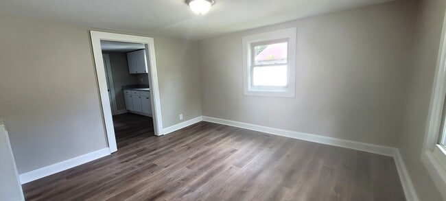 Building Photo - 1420 Furlough Ave