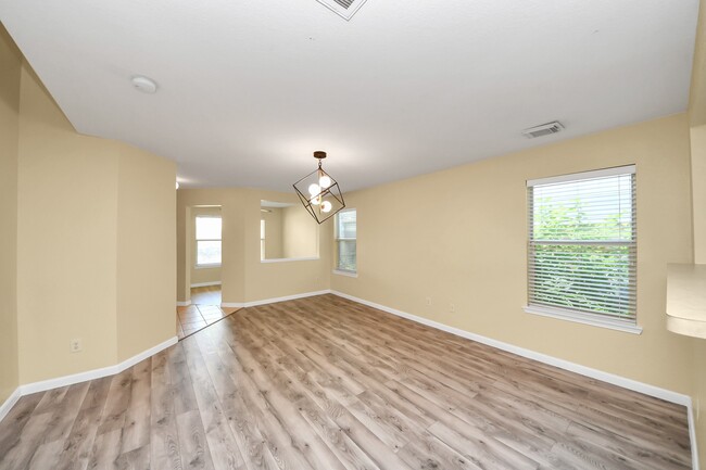 Building Photo - 4131 Fairhope Oak St
