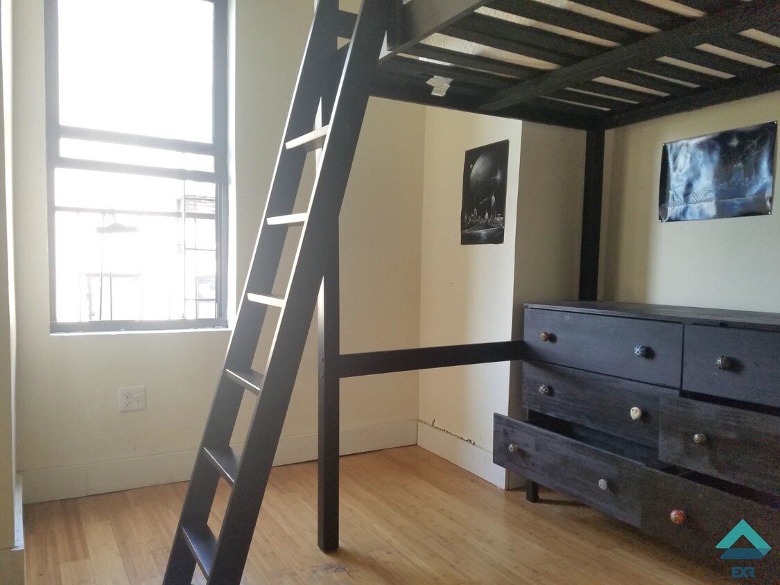 Foto principal - 533 Knickerbocker Ave