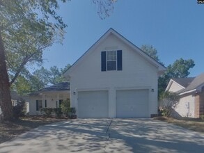 Building Photo - 111 Glendevon Way