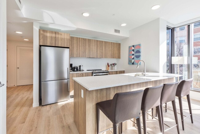 Building Photo - 60 Kilmarnock St