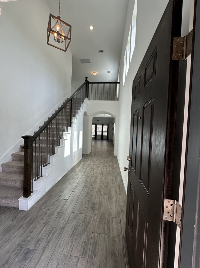 Building Photo - 3702 Allegro Dr