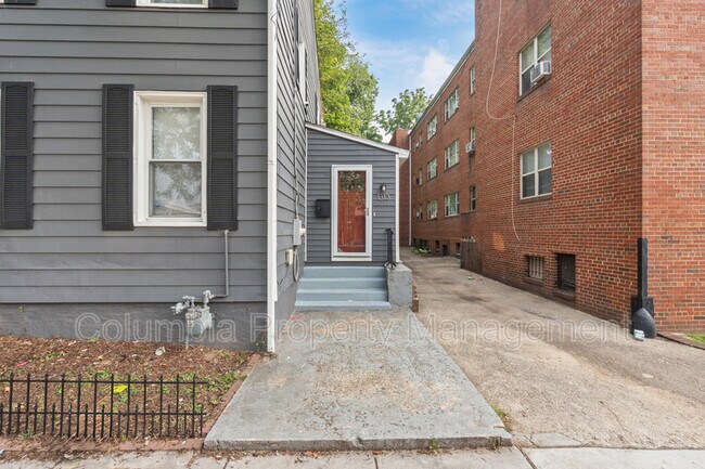Building Photo - 1313 U St SE