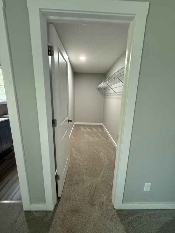 Foto del edificio - 6256 Oak Rd