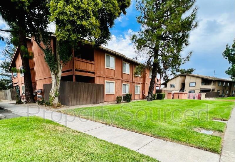 468 Cherry Ln Unit APT A, Manteca, CA 95337 Condo for Rent in Manteca