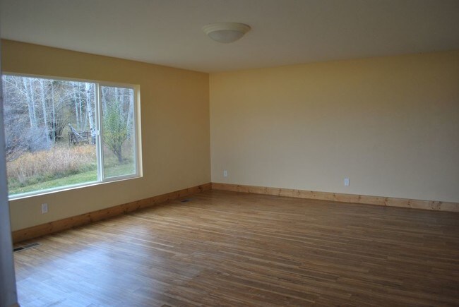 Foto del edificio - 7325 Bates Rd