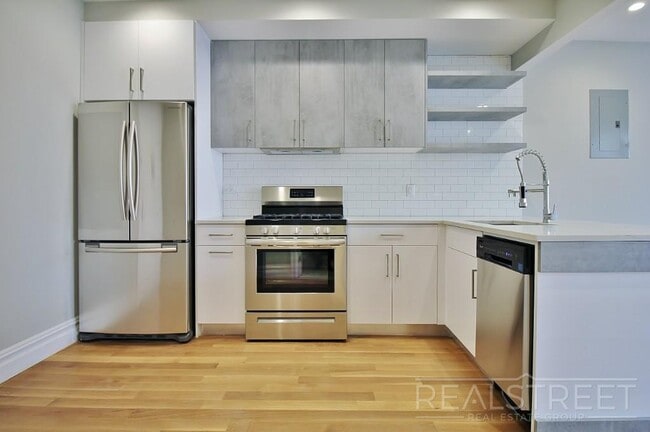 Foto del edificio - Stunning New 1 Bed in Prime Bed Stuy New B...