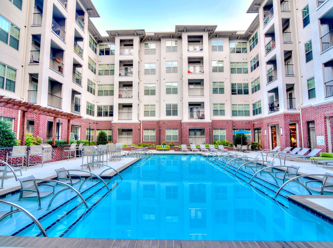 Primary Photo - West End Village