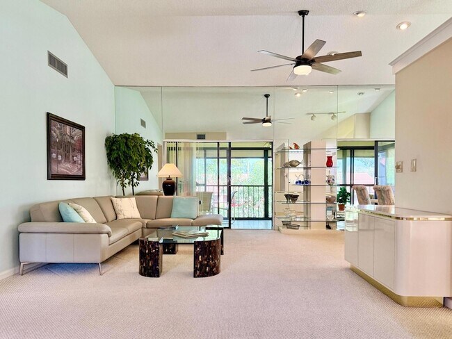 Foto del edificio - 10678 Ocean Palm Way