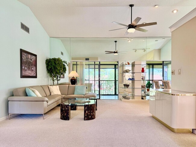 Building Photo - 10678 Ocean Palm Way