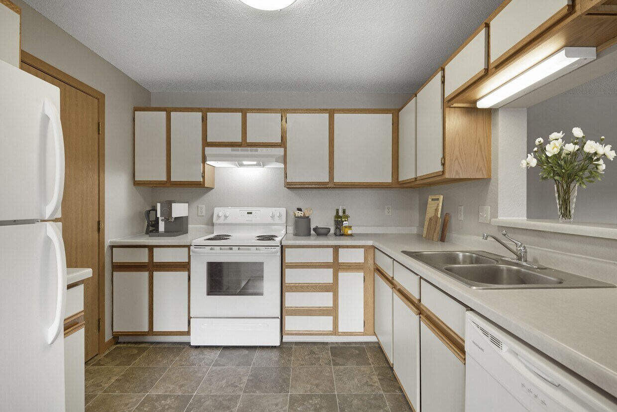 Evans Meadows Apartments in Elk River, MN