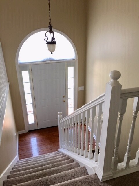 Foto del edificio - 279 Hickory Lake Dr