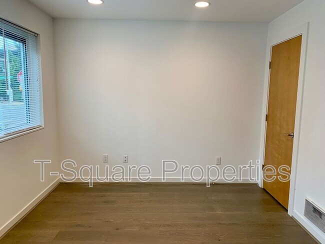 Foto del edificio - 3905 SW Findlay St