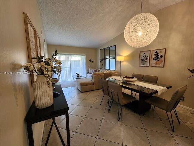 Foto del edificio - 21951 Soundview Terrace