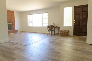 Foto del edificio - 636 Eastview Way