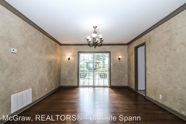 Foto del edificio - 4 br, 2.5 bath House - 2554 E 17th Street