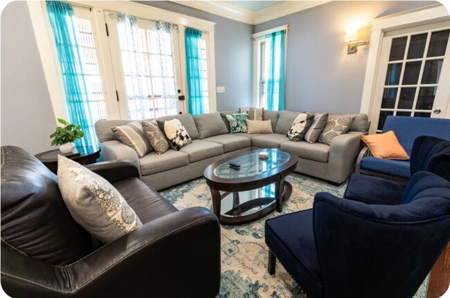 Foto del edificio - 431 N Holmes St