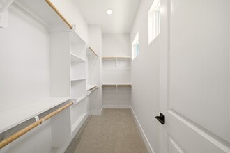Building Photo - 1404 Cedar Post Ln