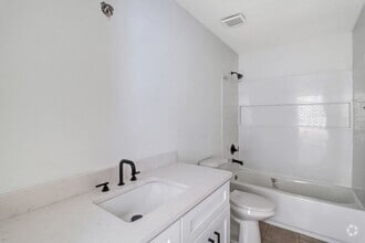 Building Photo - 31 Beaver Run Dr