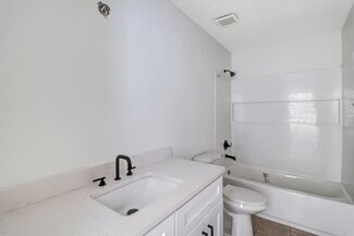 Building Photo - 31 Beaver Run Dr