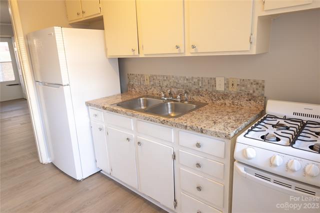 Foto principal - 1911 Manteo Ct