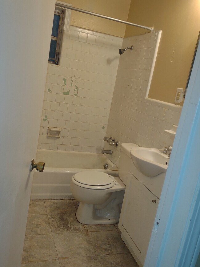 Building Photo - 1101 Normandale
