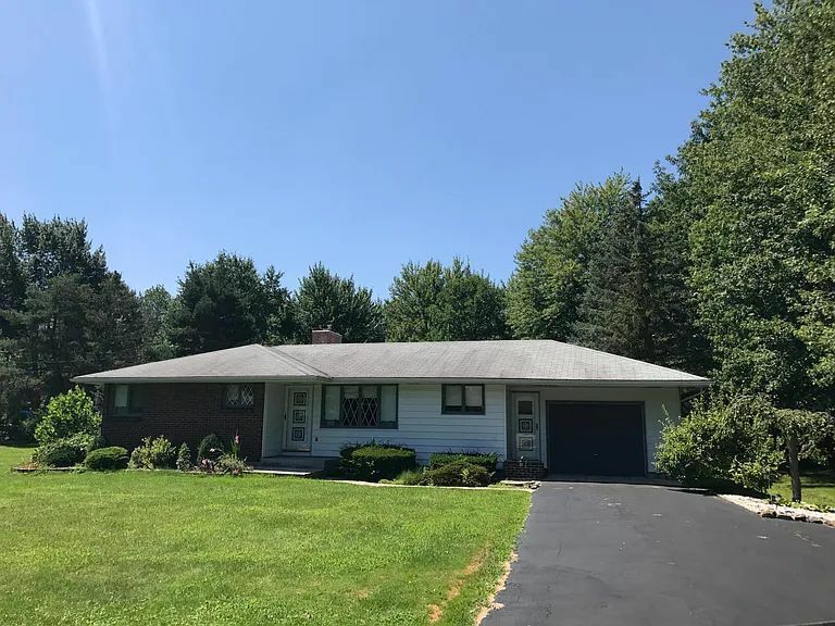 Primary Photo - 2270 Hopkins Rd