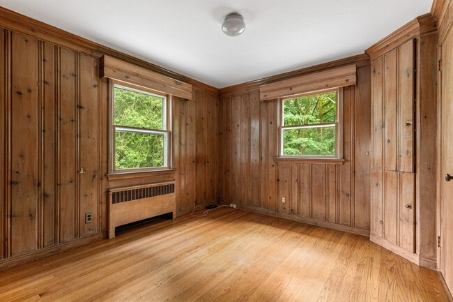 Building Photo - 18 Hemlock Dr