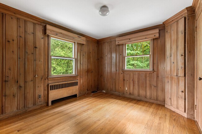 Foto del edificio - 18 Hemlock Dr