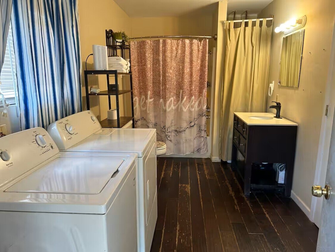 Foto principal - 5511 Ridge Rd