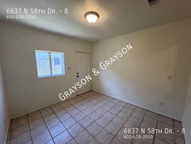 Foto del edificio - 6637 N 58th Dr
