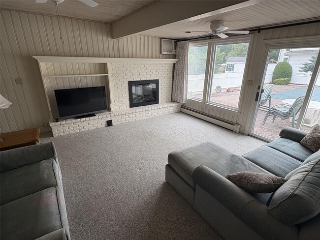 Building Photo - 38 Bradish Ln