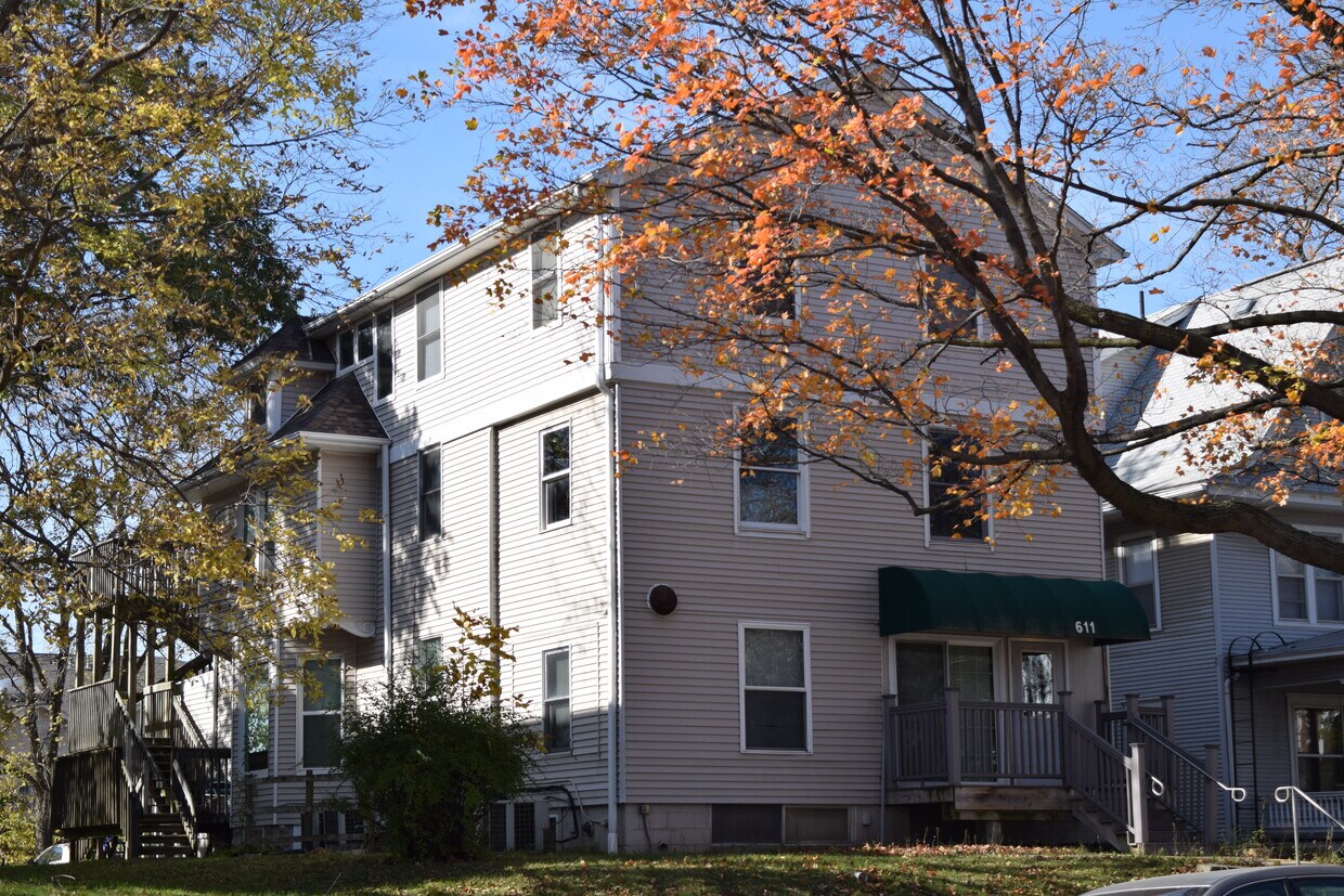 611 S. Clinton St. - 611 S Clinton St