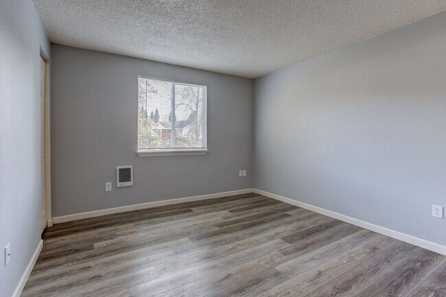 Foto del interior - Johnson Creek Village Apartments.
