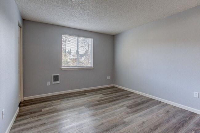 Interior Photo - Johnson Creek Village Apartments.